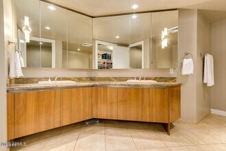 140 E Rio Salado Pkwy in Tempe, AZ - Building Photo - Building Photo