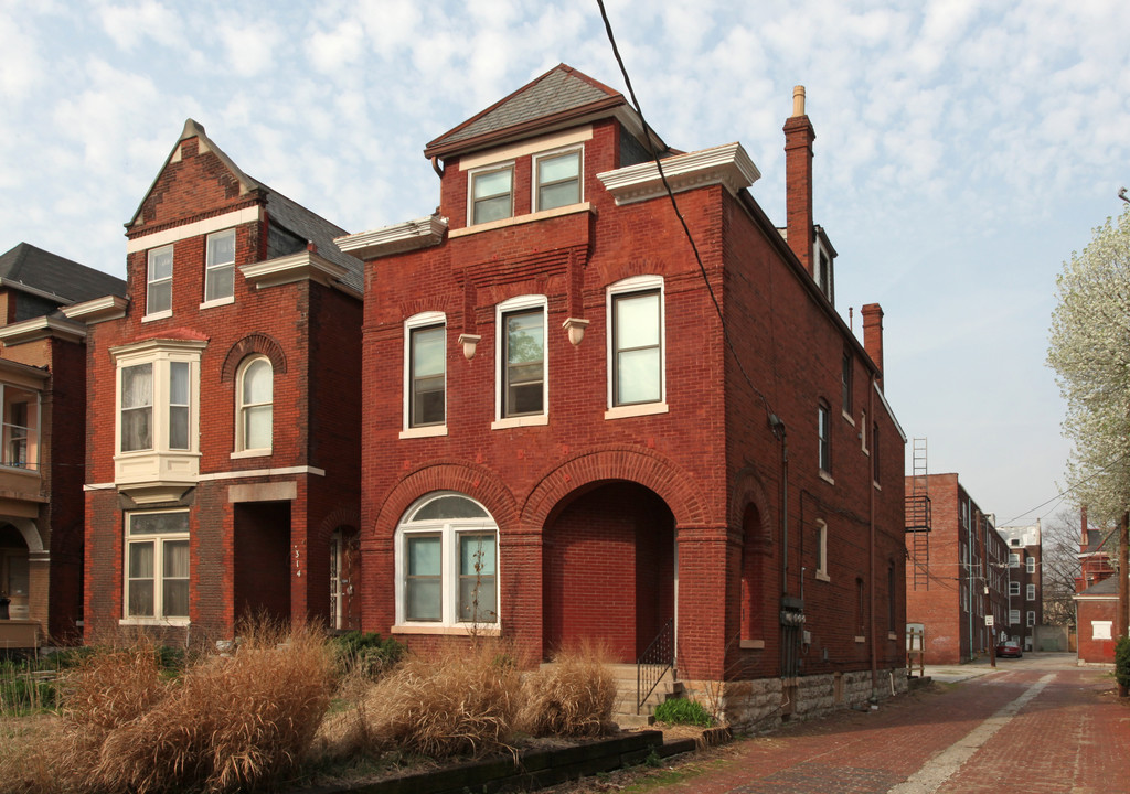 1312 S 2nd St in Louisville, KY - Building Photo