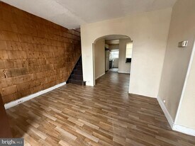 1603 S Dover St in Philadelphia, PA - Building Photo