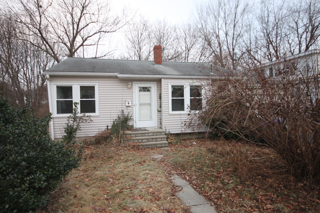 72 Fessenden Ave in South Portland, ME - Building Photo