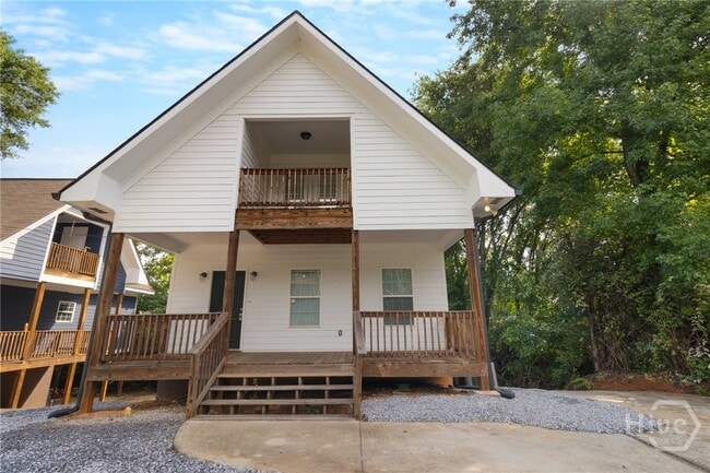 property at 472 First Street