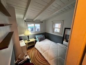 128 Shamrock Rd, Unit A in Charlottesville, VA - Building Photo - Building Photo
