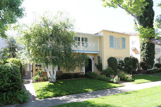 9928 Robbins Dr in Beverly Hills, CA - Building Photo - Building Photo