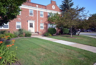 Farnsleigh Crossing (Westmoreland) in Shaker Heights, OH - Foto de edificio - Building Photo