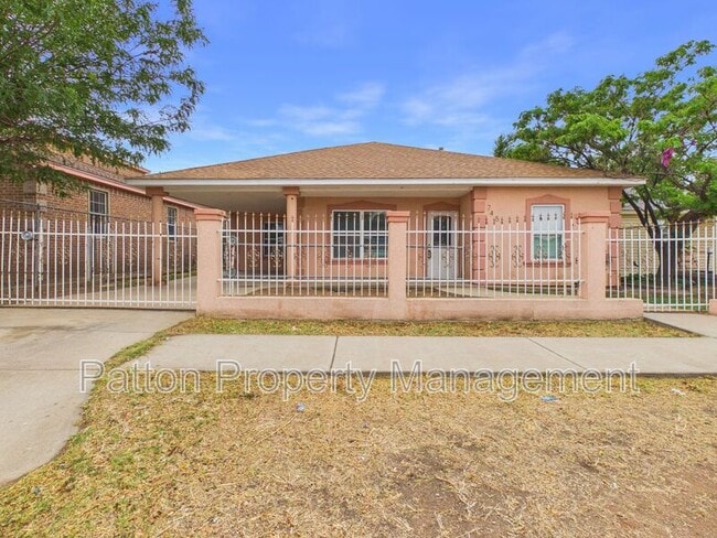 property at 745 N Aldredge St