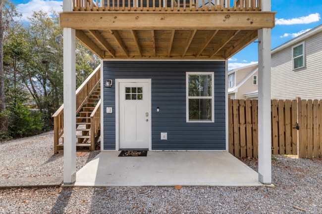 5069 Peachtree Ave, Unit Unit A in Wilmington, NC - Building Photo - Building Photo