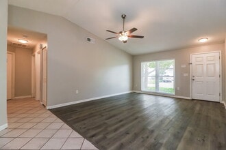 706 Hazy Meadow Ct in Brandon, FL - Building Photo - Building Photo