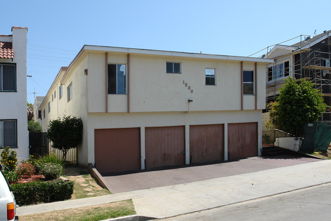 1530 Pine Ave in Long Beach, CA - Building Photo - Building Photo