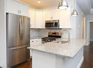 11 Mercer St, Unit 1 in Boston, MA - Building Photo - Building Photo