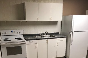 301 S Newton St Apartments