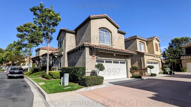 property at 48 Calle De Los Ninos