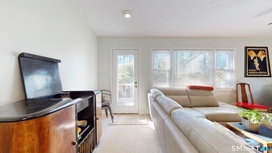 23 Village Rd in Milford, CT - Building Photo - Building Photo