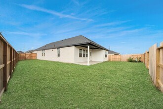 5615 Buttonbush Ct in Rosenberg, TX - Building Photo - Building Photo