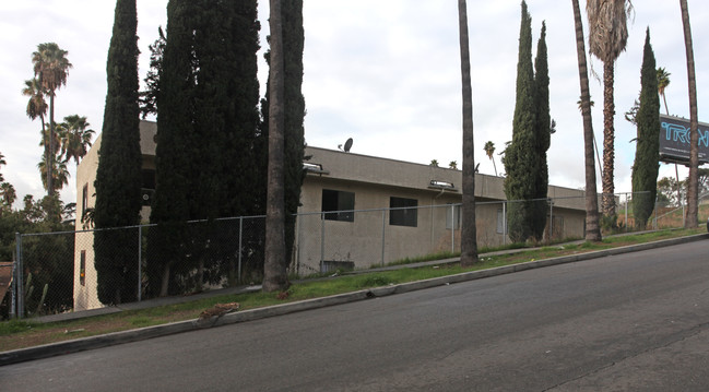 6208 Arroyo Glen St in Los Angeles, CA - Foto de edificio - Building Photo