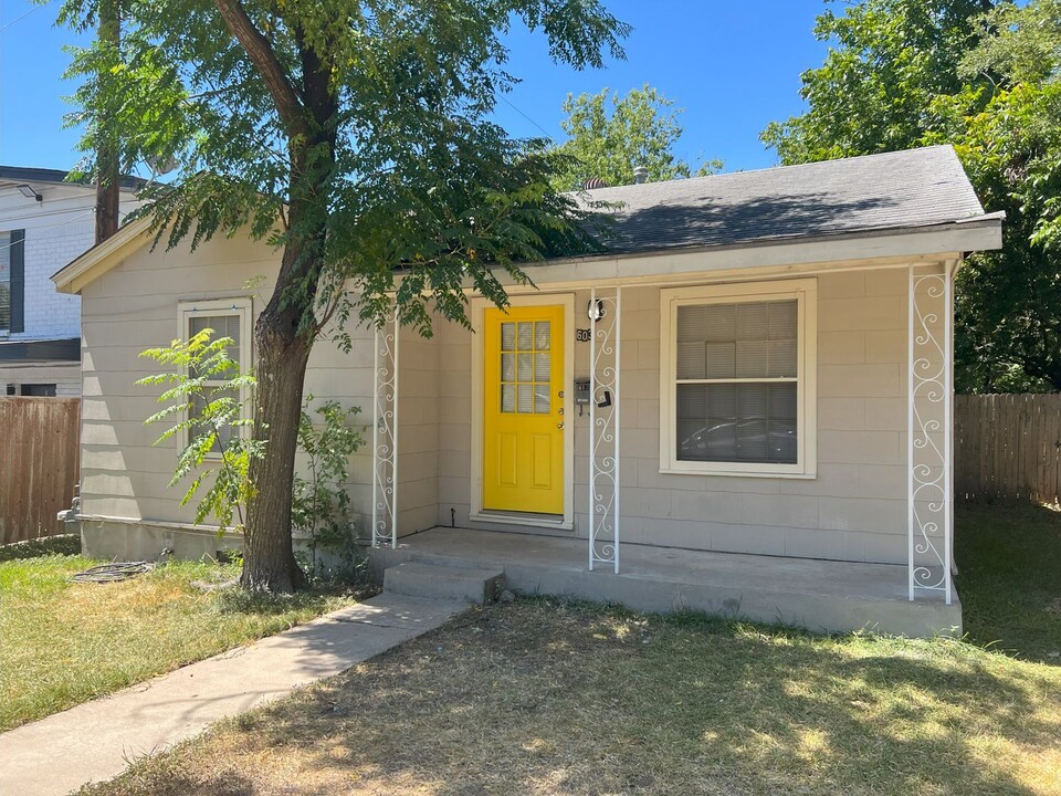 603 Franklin Blvd in Austin, TX - Building Photo
