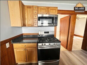 107 2nd St in Leominster, MA - Foto de edificio - Building Photo