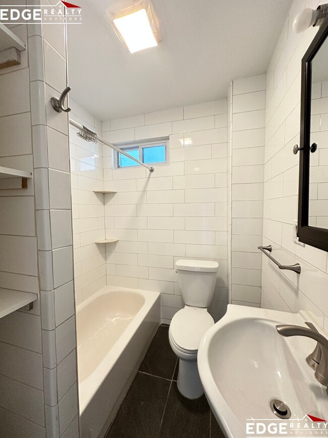 315 Warren St in Waltham, MA - Foto de edificio - Building Photo