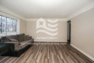 25731 Forestview Ave in Euclid, OH - Building Photo - Building Photo