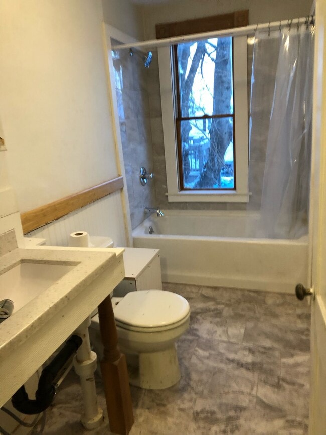 14 Randolph Pl in Northampton, MA - Building Photo - Building Photo