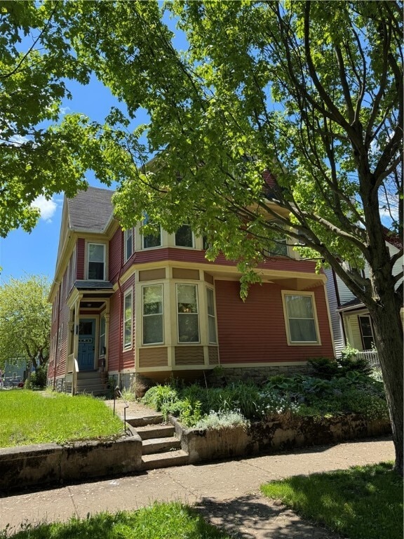 property at 123 Comfort St