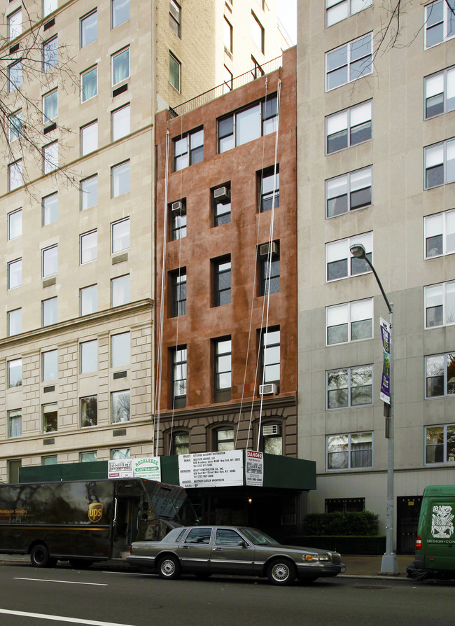 815 Fifth Ave in New York, NY - Foto de edificio - Building Photo