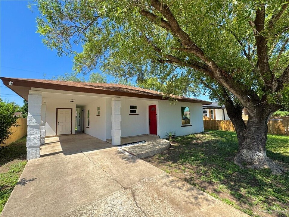 3429 Katrina Ave in McAllen, TX - Building Photo