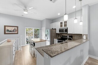 2445 NE 14th St in Pompano Beach, FL - Building Photo - Building Photo