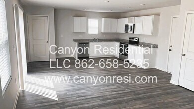 740 Wayfinder Run in Inman, SC - Building Photo - Building Photo