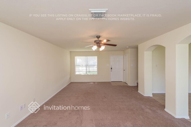 5511 Rio Ramos St in Rosharon, TX - Building Photo - Building Photo