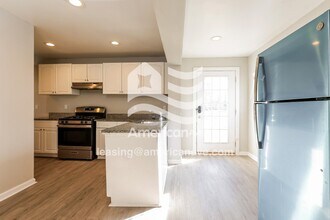 147 Avery St in Clinton Township, MI - Building Photo - Building Photo