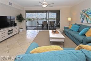 9700 Gulf Shore Dr-Unit -204 in Naples, FL - Building Photo - Building Photo