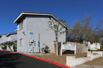 208 Plymouth Dr in Vista, CA - Building Photo - Building Photo