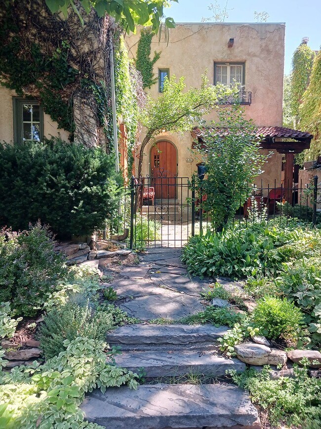 property at 656 N Williams St
