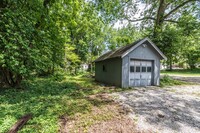 723 E 2nd St in Bloomington, IN - Foto de edificio - Building Photo