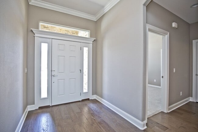 1900 W Broadway Pl in Rogers, AR - Building Photo - Building Photo
