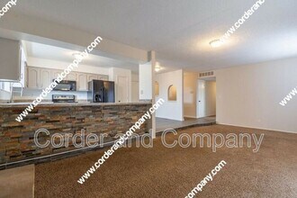 100 Eaton Rd SE in Rio Rancho, NM - Building Photo - Building Photo