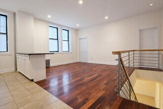 270 Fort Washington Ave in New York, NY - Building Photo - Building Photo