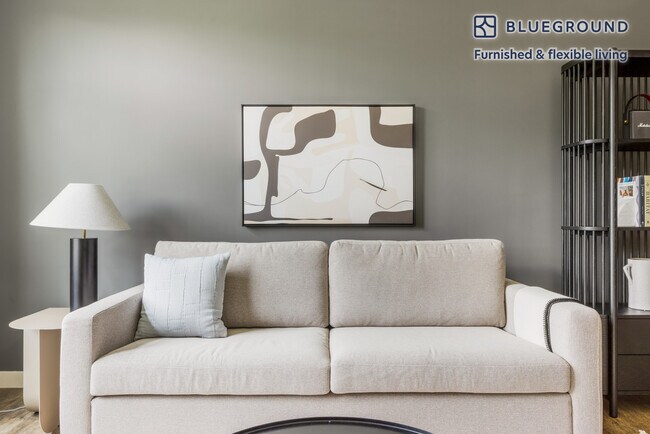 240 Sidney St-Unit -FL2-ID736 in Cambridge, MA - Building Photo - Building Photo