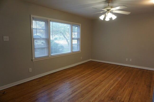 4008 32nd St in Lubbock, TX - Building Photo - Building Photo