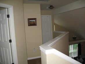 657 Spring Valley Dr in Medford, OR - Building Photo - Building Photo