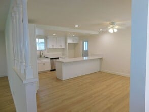 17595 Santa Maria St in Fountain Valley, CA - Building Photo - Building Photo