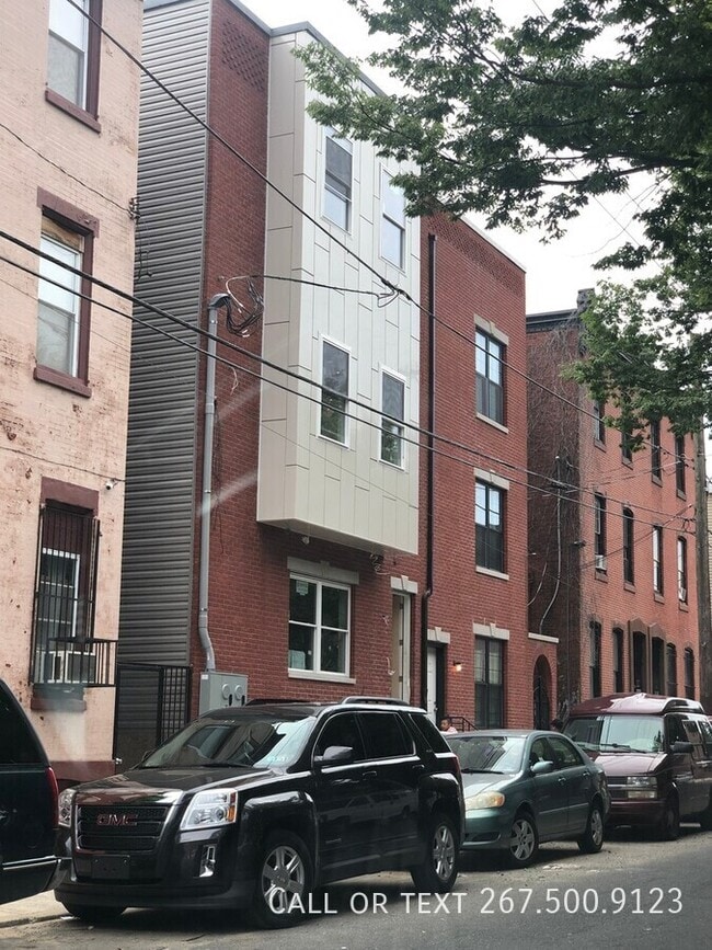 1229 N Franklin St in Philadelphia, PA - Building Photo - Building Photo