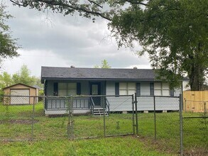 518 Big Deer Dr in Crosby, TX - Building Photo - Building Photo