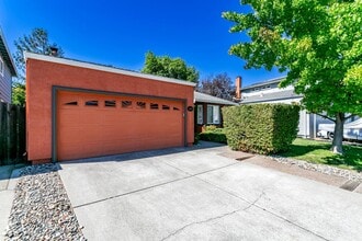 14965 Dark Star Ct in Morgan Hill, CA - Building Photo - Building Photo