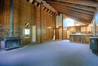 5826 Victoria Rd in Carnelian Bay, CA - Building Photo - Building Photo