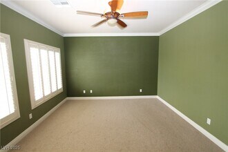 9528 Victory Garden Ave in Las Vegas, NV - Building Photo - Building Photo