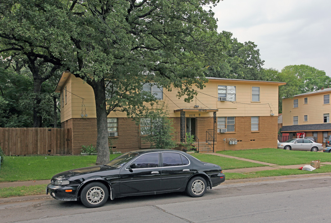 Riverview Fourplexes in Irving, TX - Building Photo