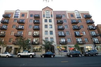 Madison Club in Chicago, IL - Building Photo - Building Photo