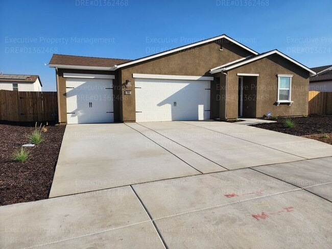 7810 Rockport Ave in Bakersfield, CA - Building Photo - Building Photo