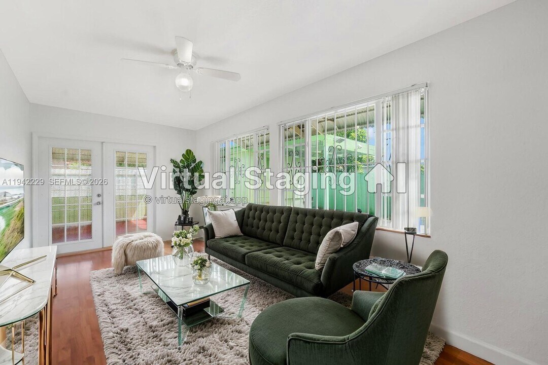 6240 SW 21st St in Miramar, FL - Building Photo